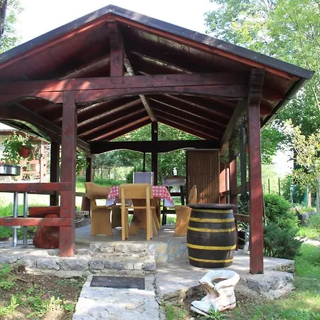Alpesi faház Wooden Eva